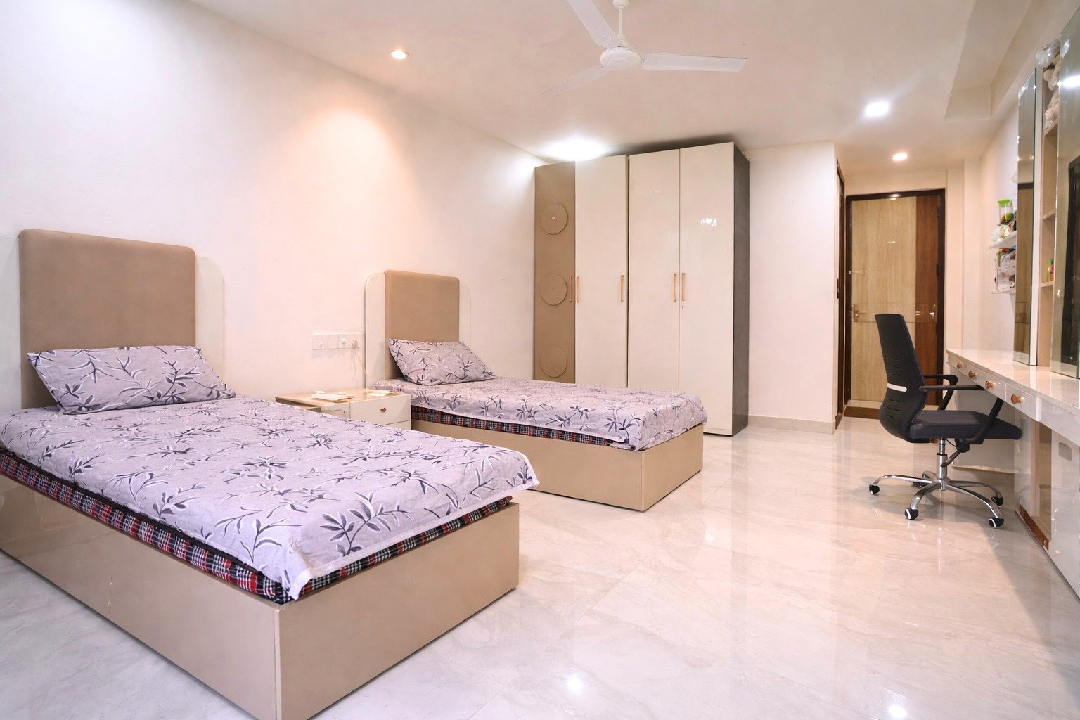 Secure Girls Lounge & Social Hall
